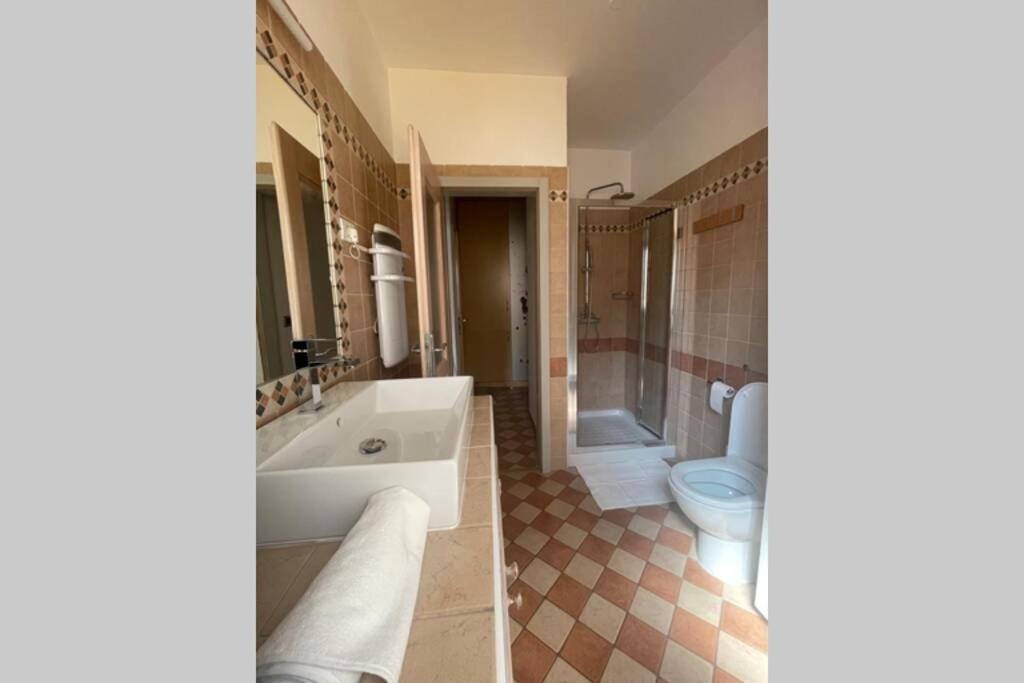 איזולה Stylish One Bedroom Apartment Near The Riva מראה חיצוני תמונה