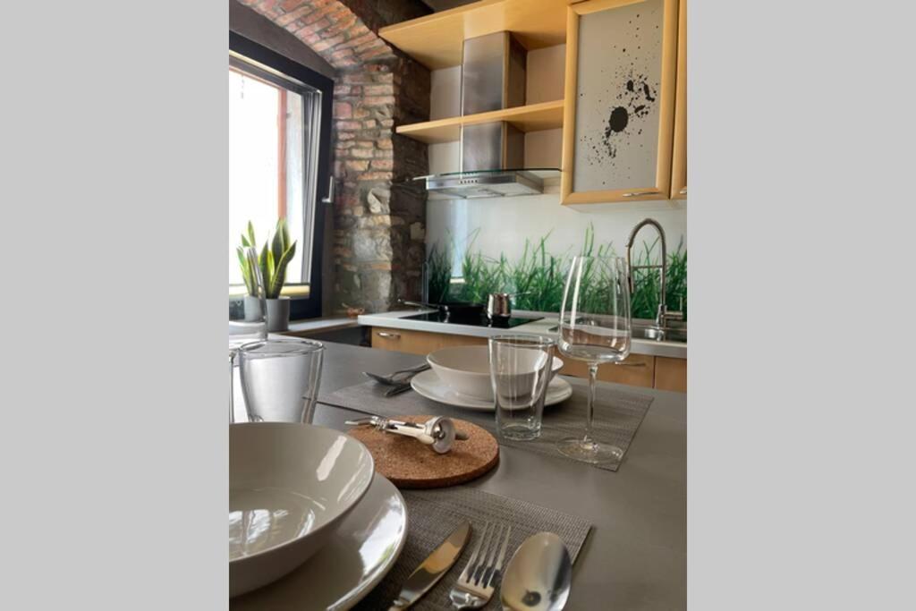 איזולה Stylish One Bedroom Apartment Near The Riva מראה חיצוני תמונה